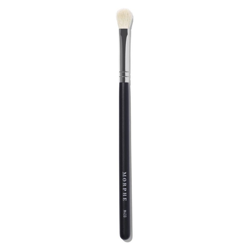 M433 – Pro Firm Blending Fluff Brush